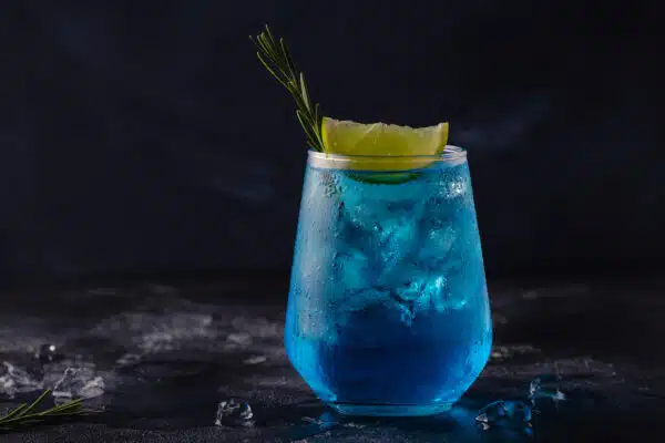 Bombay Sapphire Londony Dry Gin - Alcool albastru
